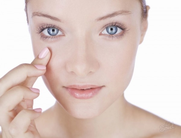 Как избавиться от жировиков на лице в домашних условиях? Как избавиться от жировиков на лице в домашних условиях?