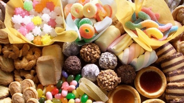 Врачи рассказали, какие сладости полезны для работы сердца